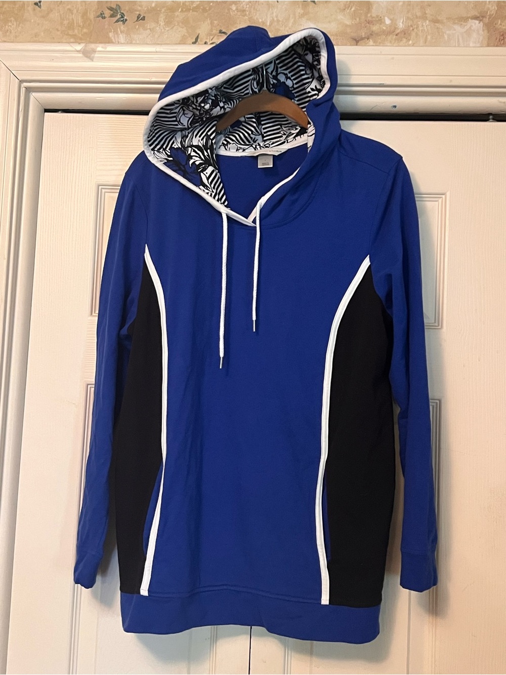 Christopher & Banks Blue Top with Black & White Patterned Trim